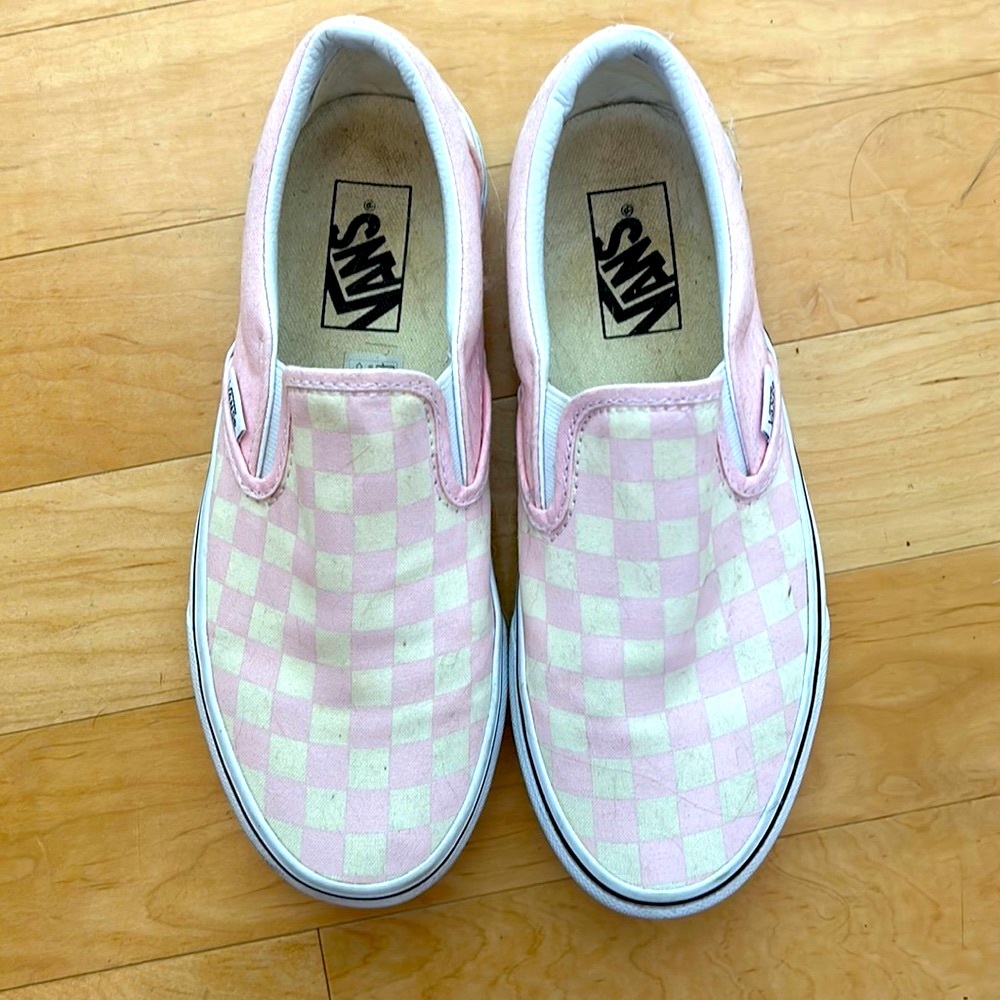 Women's Vans shoe size 7.5 check